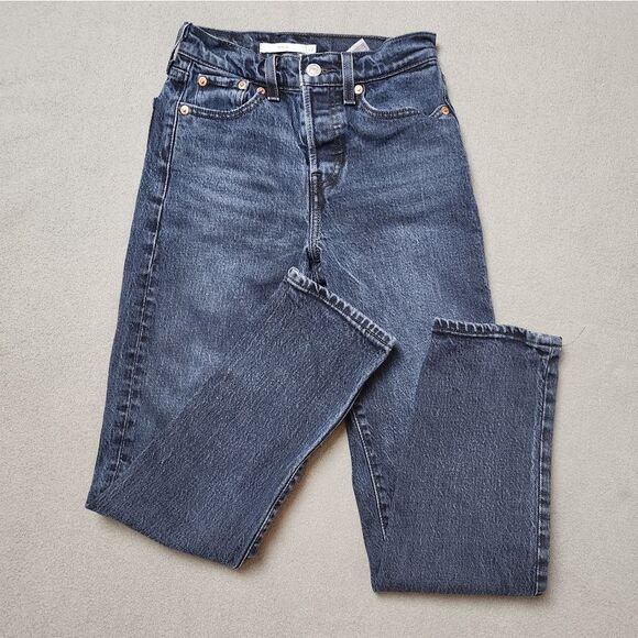 Levi's Wedgie Jeans Light Size 23 Tapered Leg High Waist - Picture 3 of 14